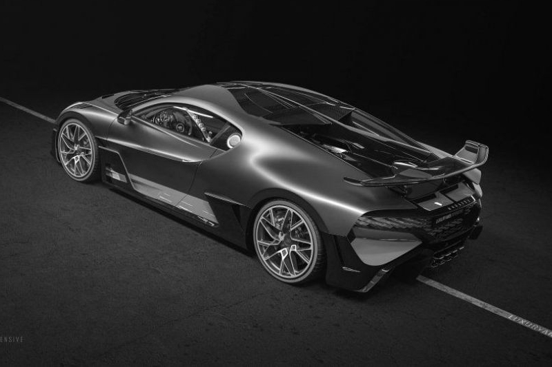 Bugatti Divo - 1 of 40 - Darkblue exposed carbon available Bugatti Divo - 1 of 40 - Darkblue exposed carbon available