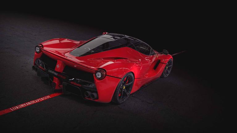Ferrari LaFerrari - red - delivery miles - for sale